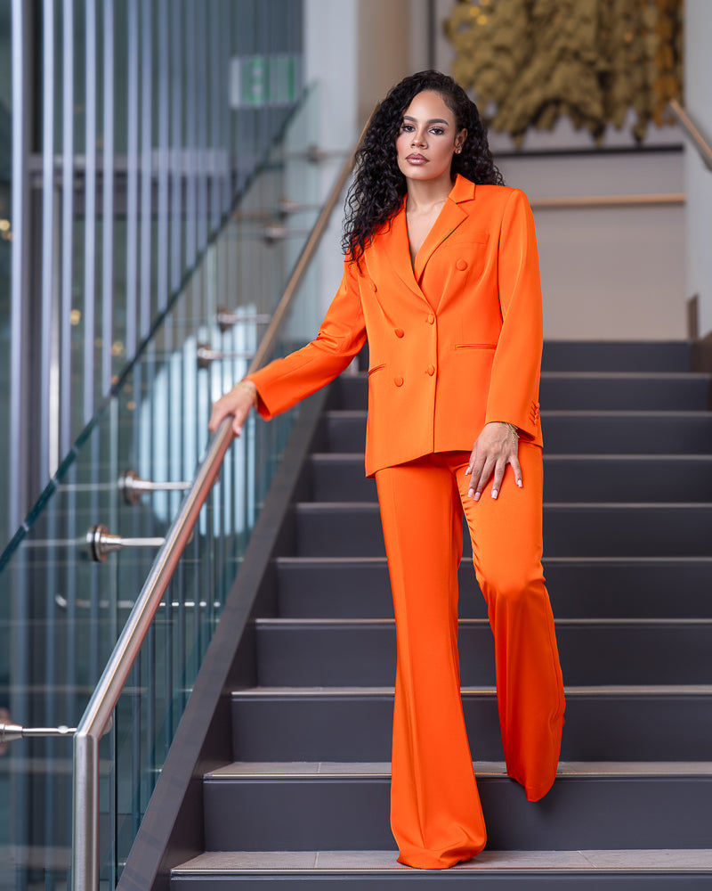 Boss Moves Suit - Belle Distinguèe