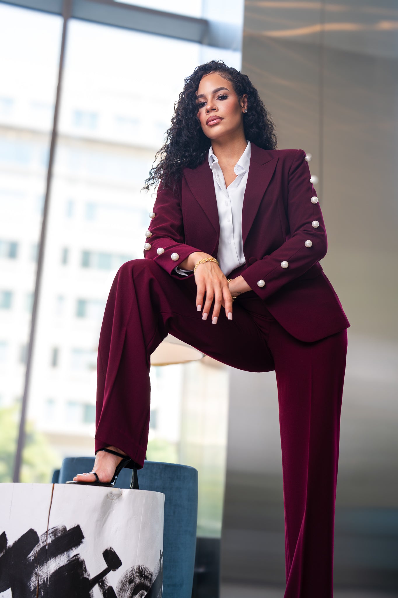 Majestic Moves Suit - Belle Distinguèe
