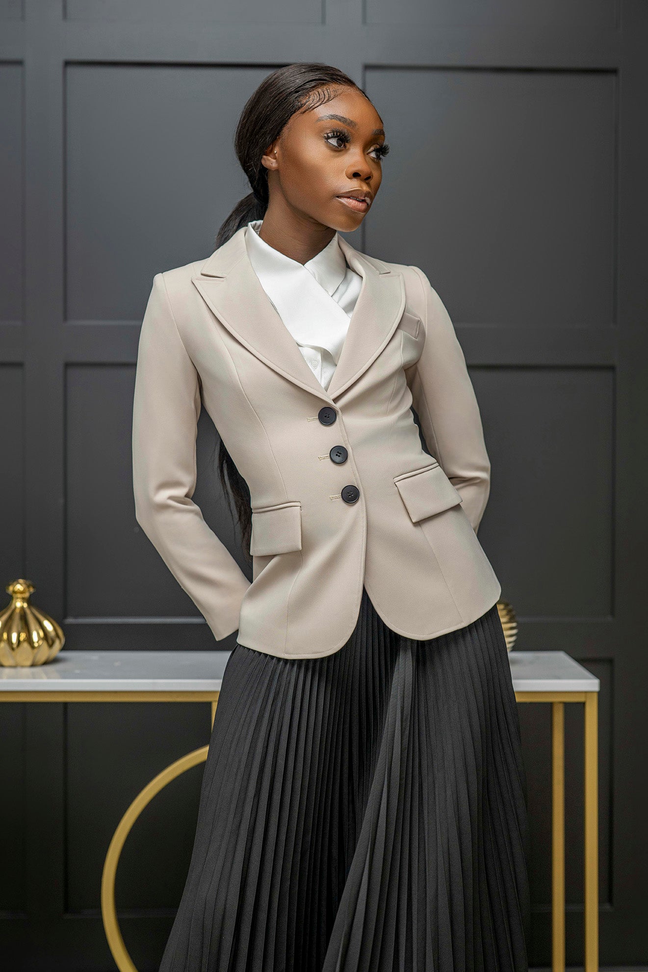 Créme de la Career Blazer - Belle Business Wear 