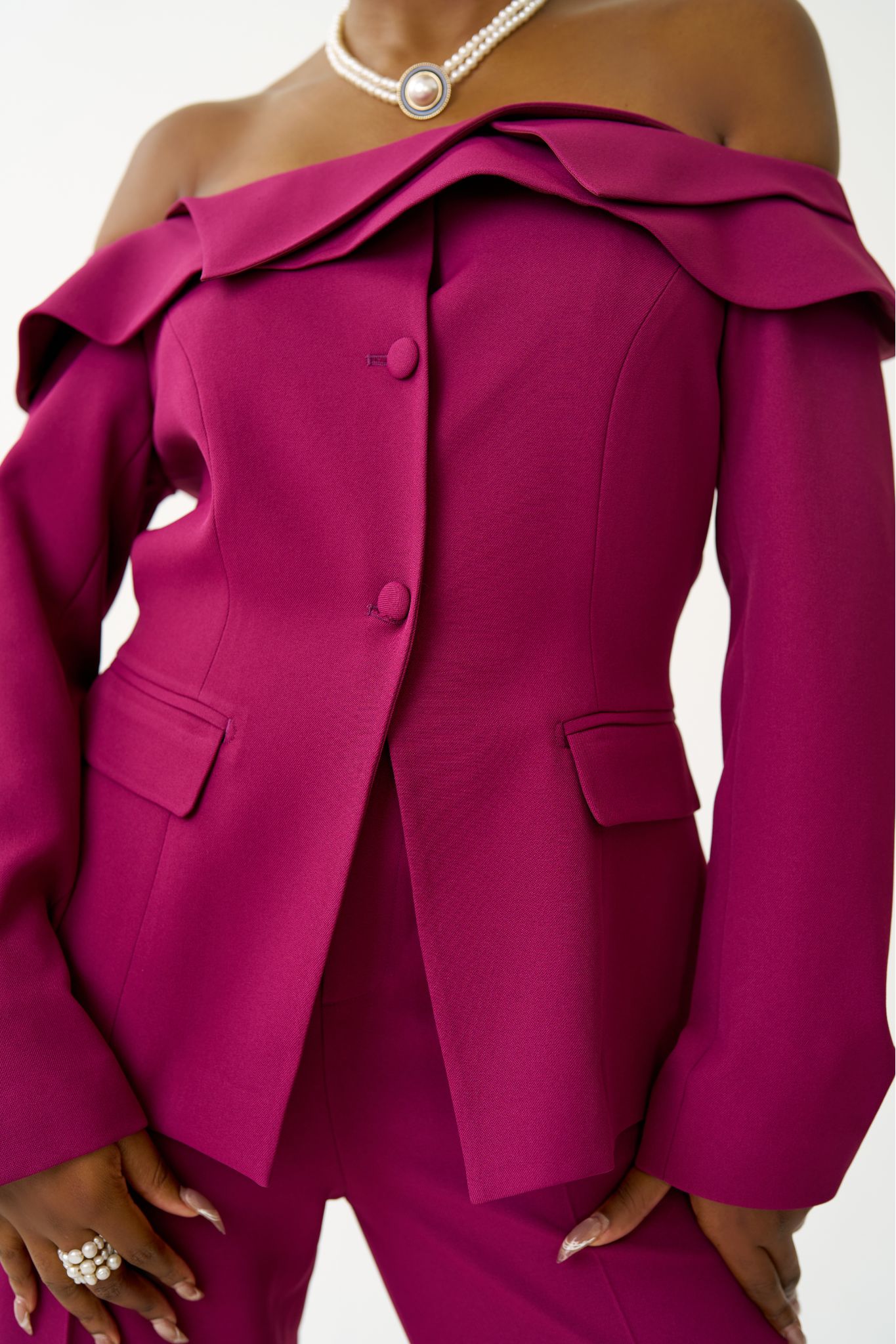 Ava Off-Shoulder Tailored Blazer Top in Soft Berry