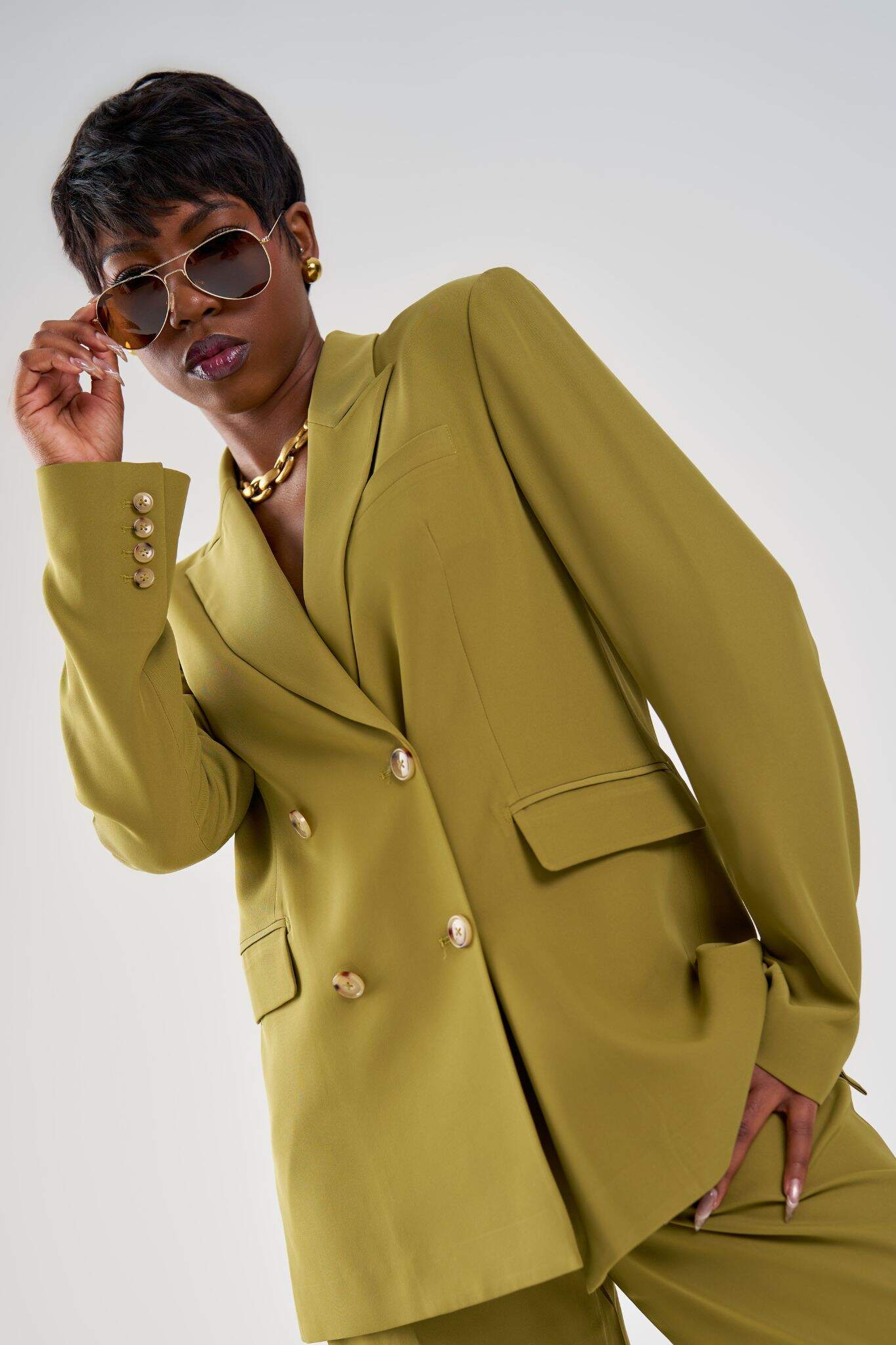 Monroe Double-Breasted Tailored Blazer in Olive Green - Belle Distinguèe 