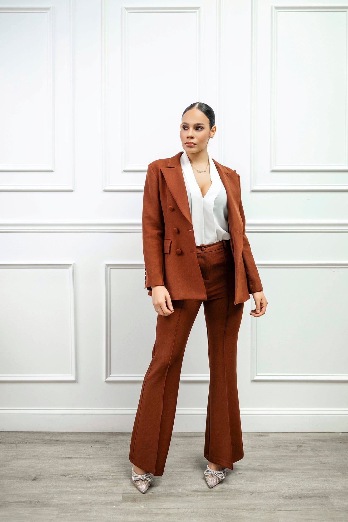 Executive Elegance Suit - Preorder - Belle Distinguèe 